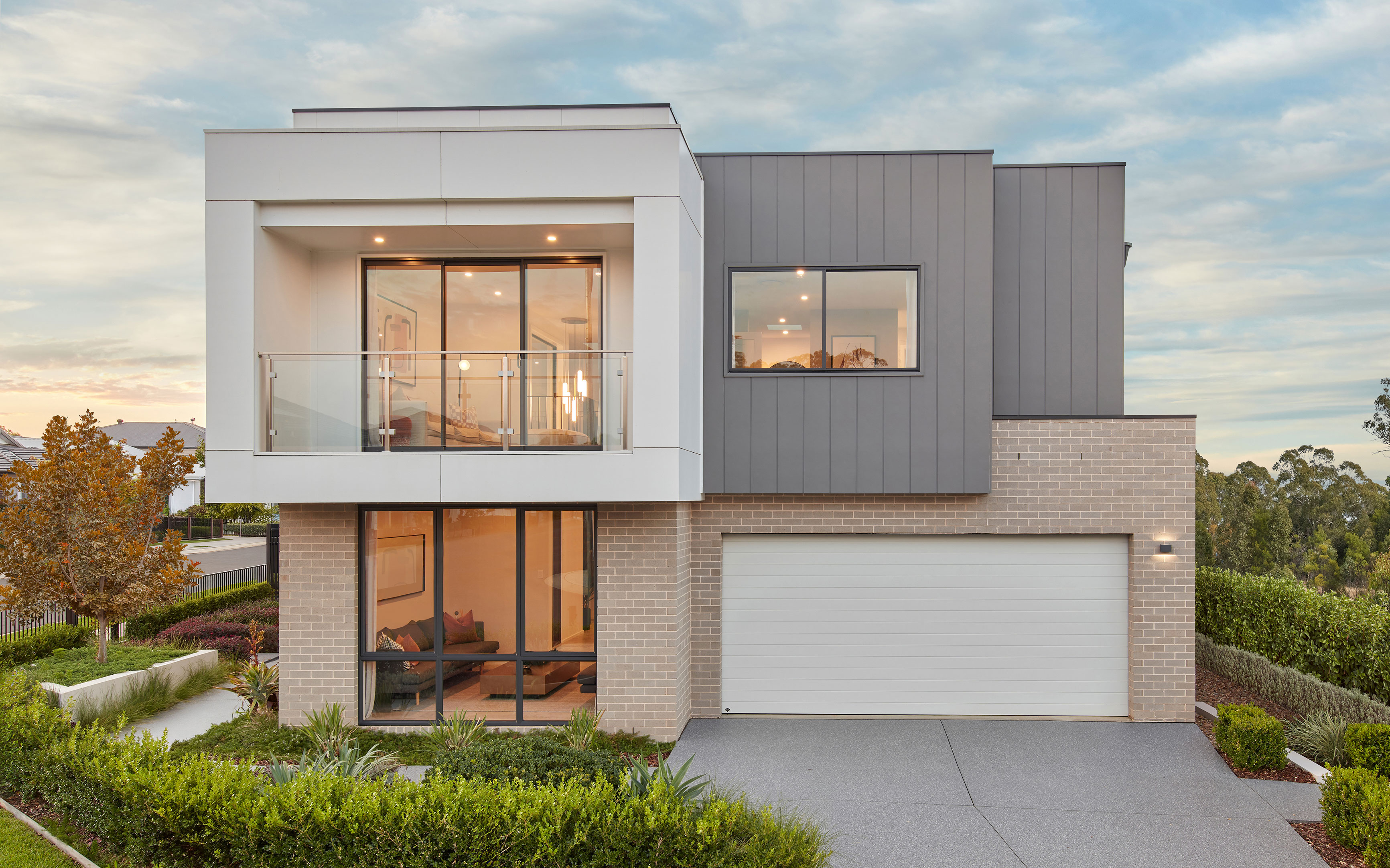 Balmoral Side Entry with Modern Enhanced facade