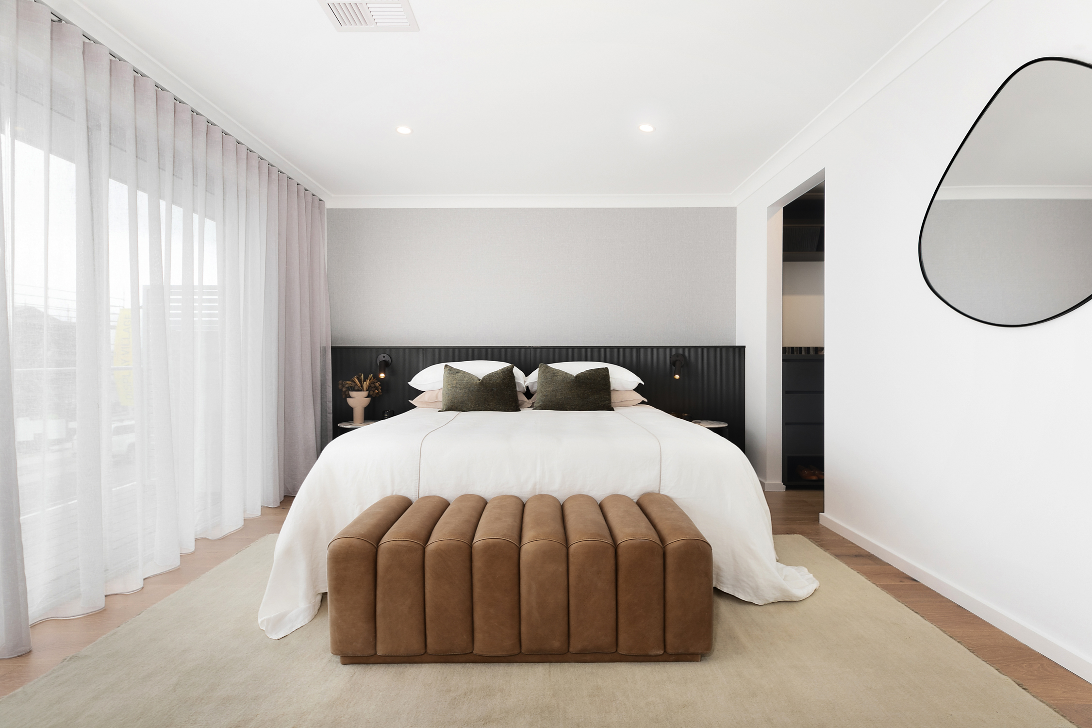 Brindabella 34 main bedroom