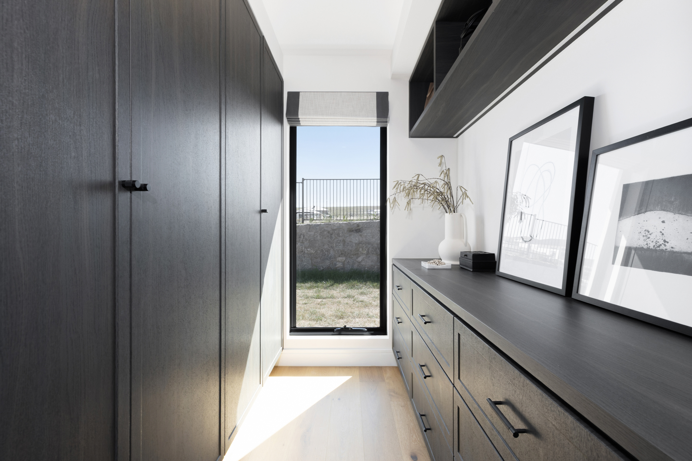 Lansdowne walk-in robe