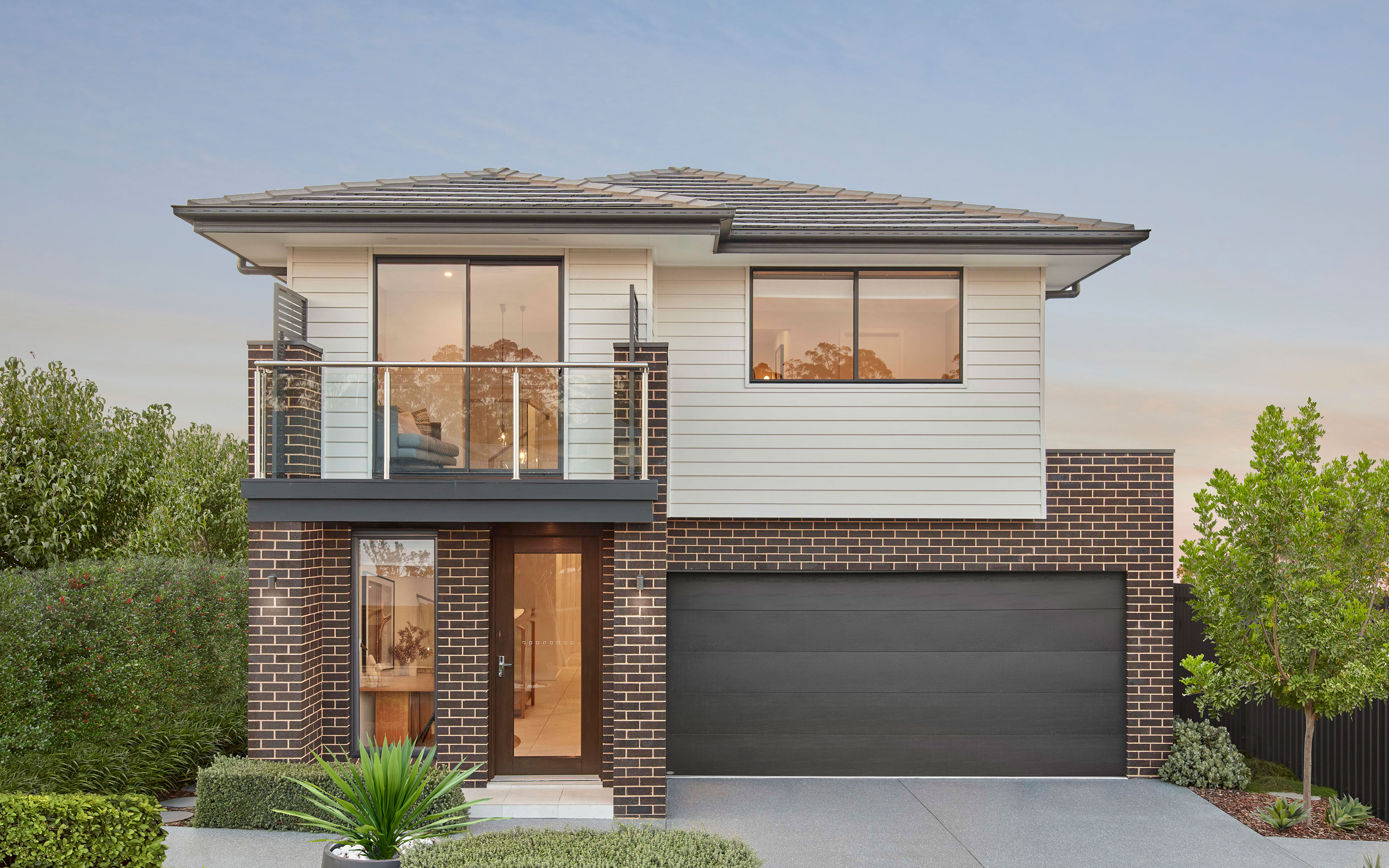 Leona with Contemporary Enhanced facade