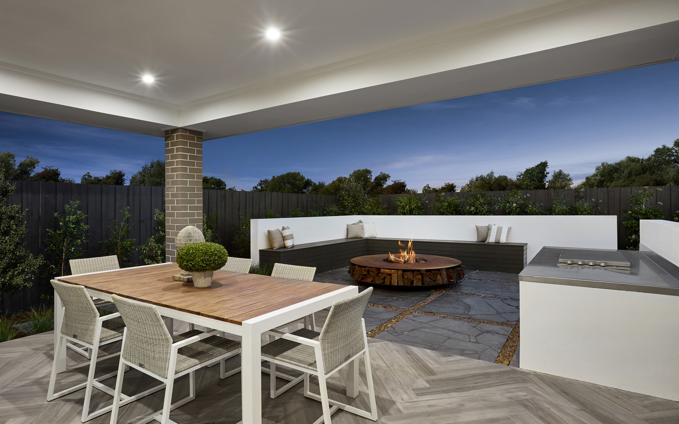 Oxford Alfresco with Fire pit